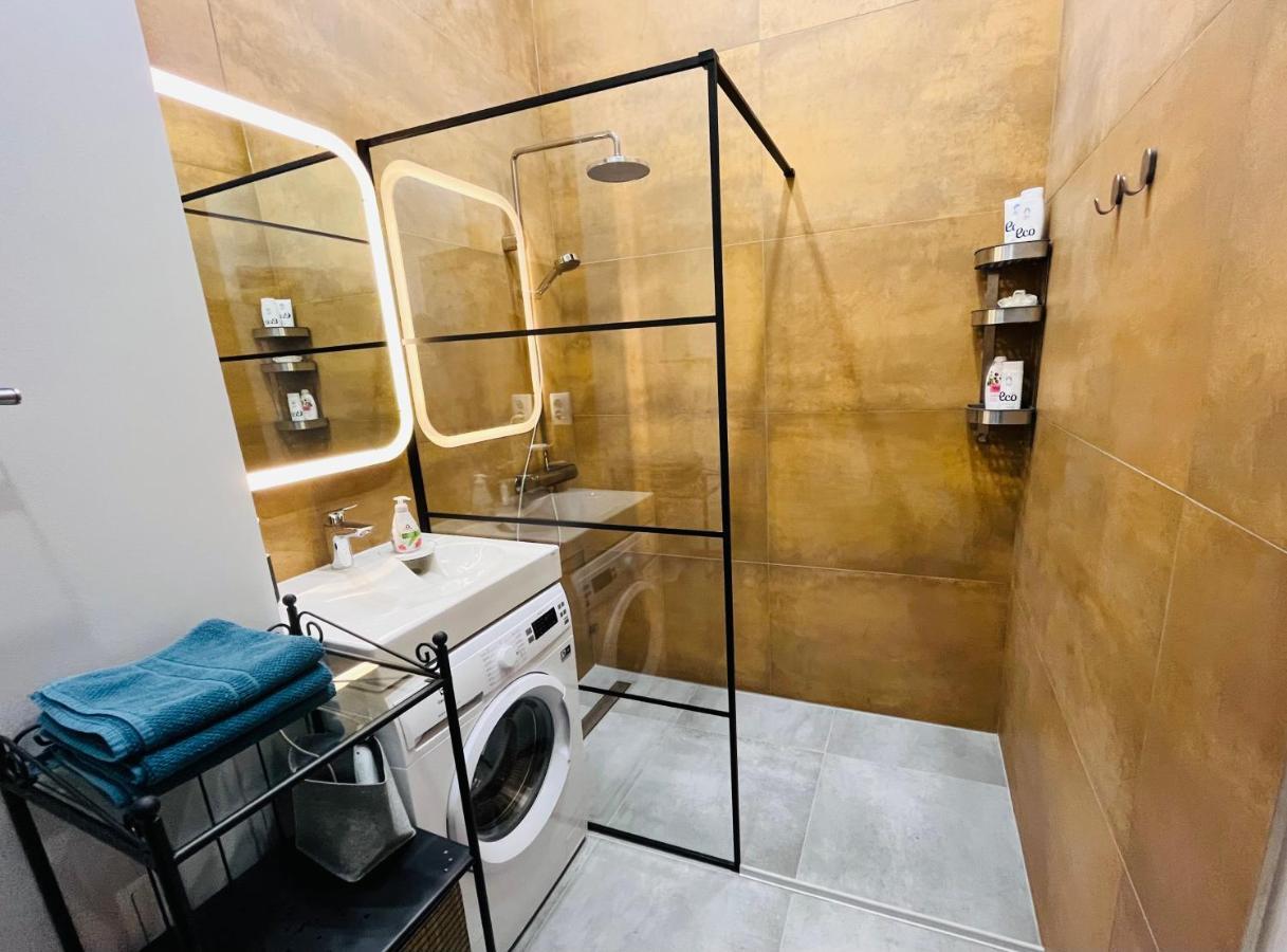 Library House Apartment Quiet&Compact 2 Rooms&Beds Riga Exteriér fotografie